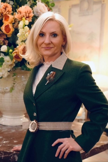 Denisa Vadkertiová Denisa Vadkertiová Regional Representative 42